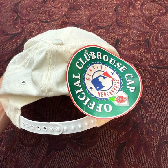 1996 New York Yankees New Era World Series Champions Hat - Picture 3 of 9